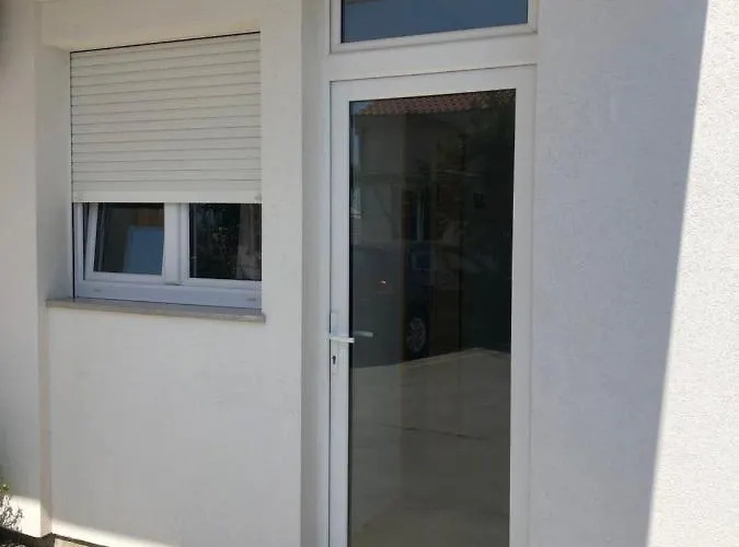 Ljubica Ljuban Апартаменти