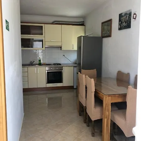 Ljubica Ljuban * Makarska