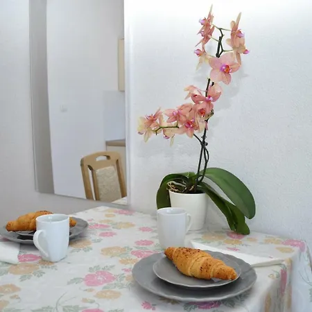 Ljubica Ljuban * Makarska