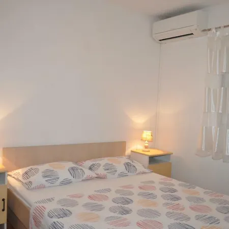Ljubica Ljuban Apartman Makarska