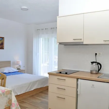 Ljubica Ljuban Apartmán *