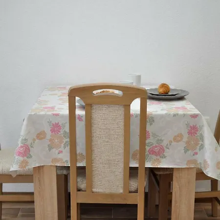 Ljubica Ljuban * Makarska