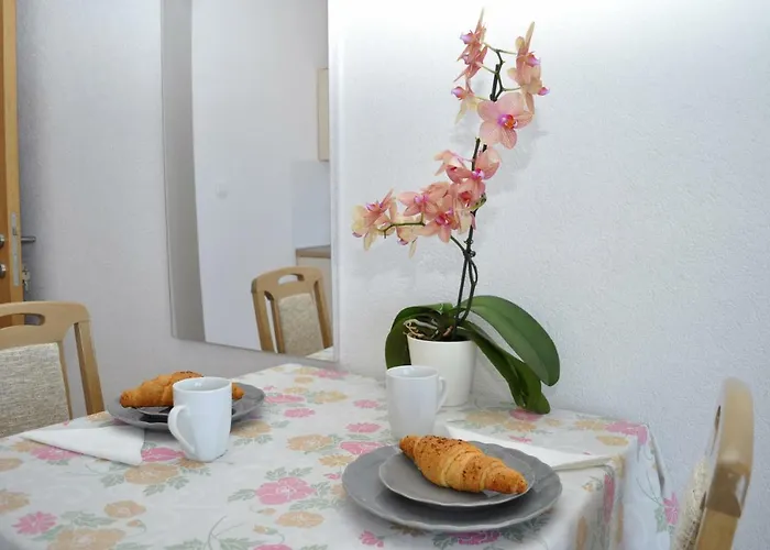 Ljubica Ljuban * Makarska