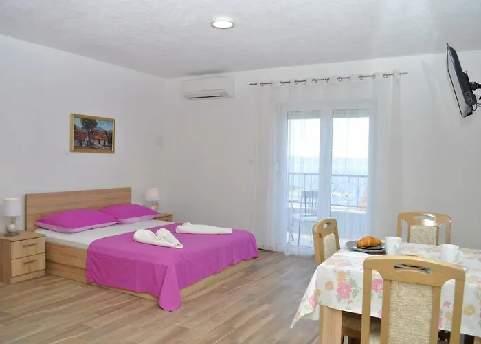 Ljubica Ljuban * Makarska