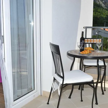 Ljubica Ljuban 아파트 *